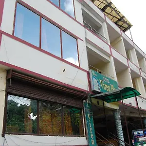 Viren Plaza Hotel